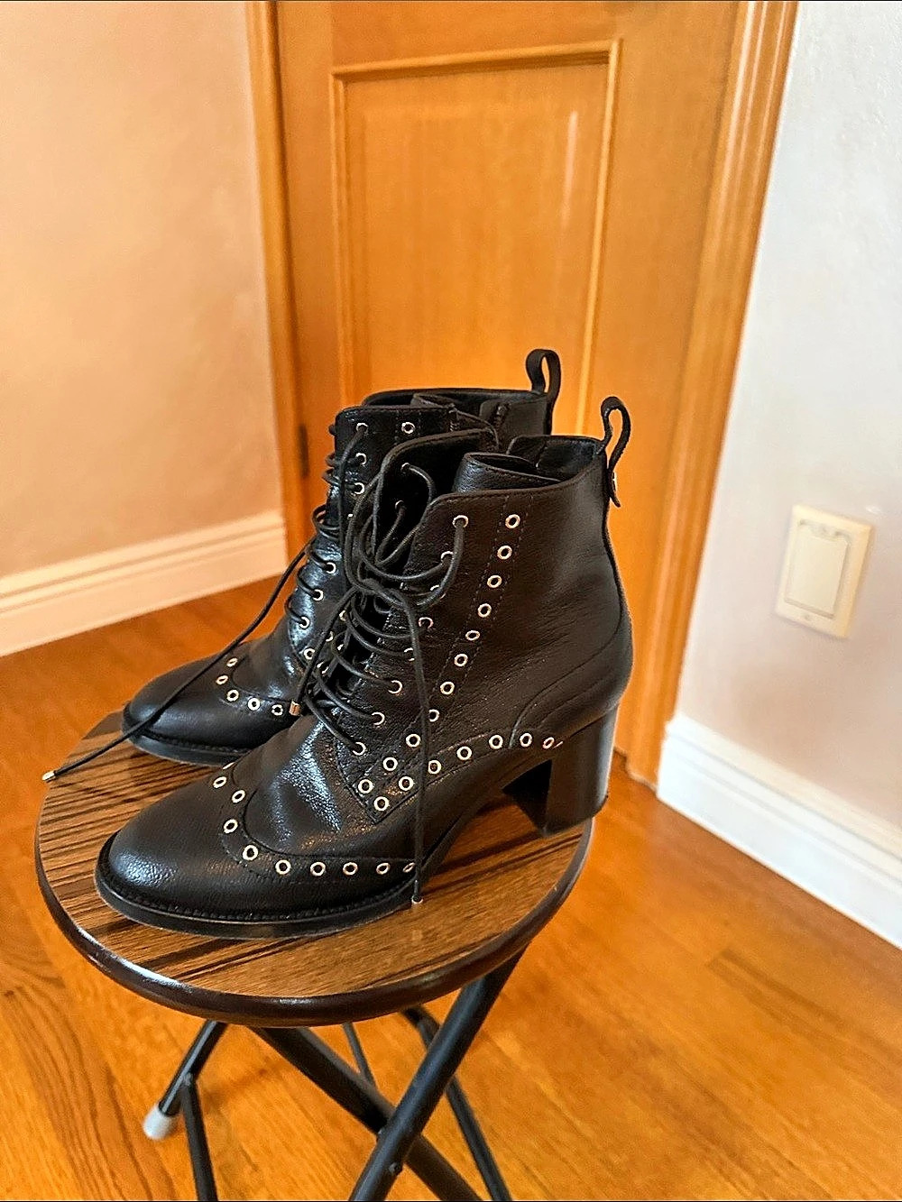 Jimmy Choo Leather Grommet Heeled Boot Black Heeled Ankle Boots EU 39